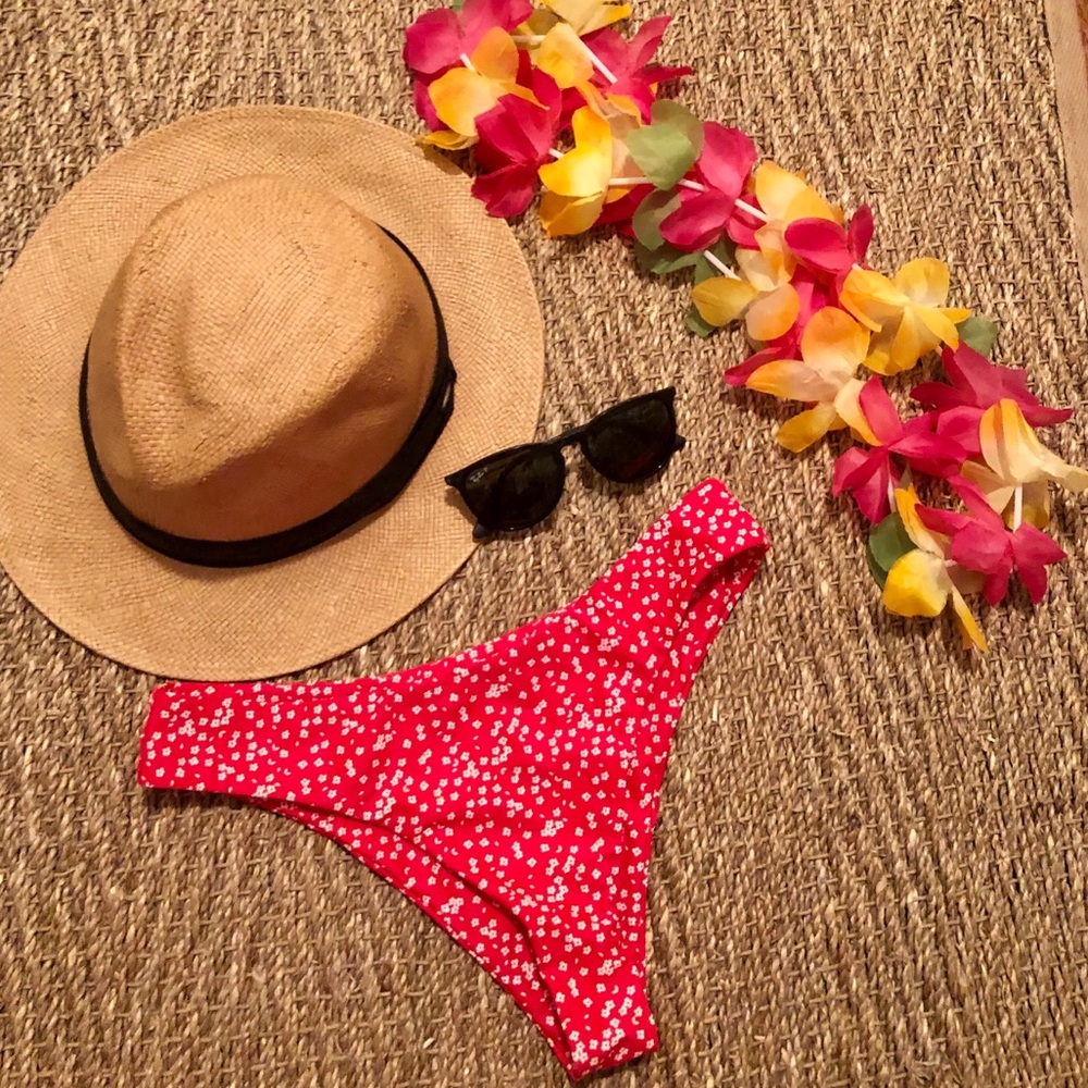 New! Cheeky Bikini Bottoms Small - Picture 5 of 6